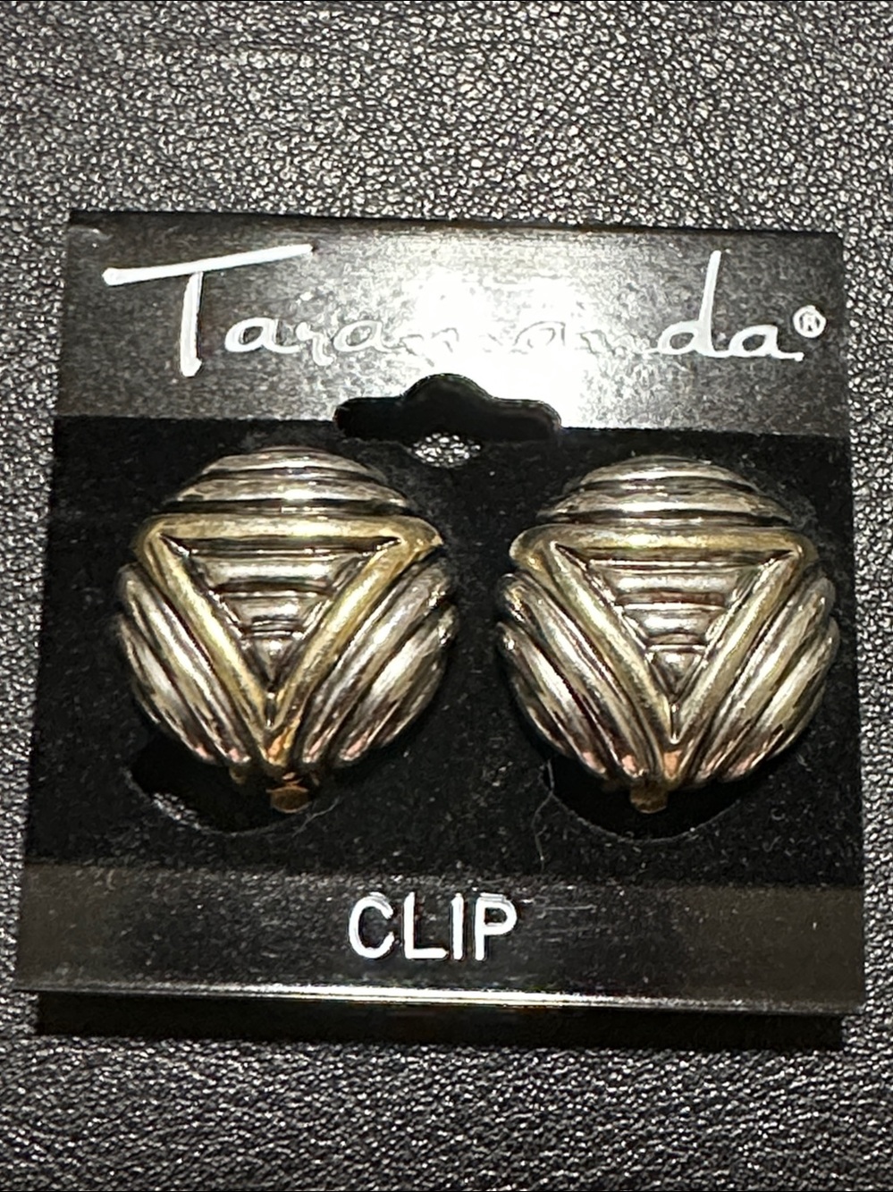 Taramanda Geometric Two Tone Clip On Earrings